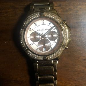 Michael kors rose gold watch